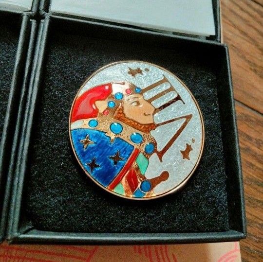 限定品】ジブリパーク 耳をすませば 七宝焼ブローチ ドワーフの王