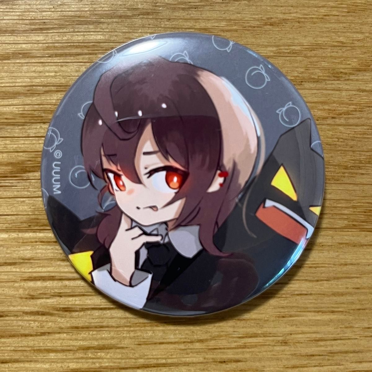 カラフルピーチ 直筆イラスト缶バッジ うり カラフルピーチ うり 直筆