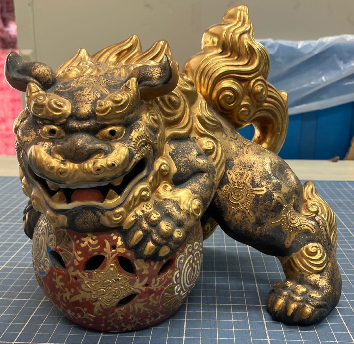 九谷焼 玉乘リ獅子 赤獅子除魔け 緣起物 唐獅子 高さ35cm