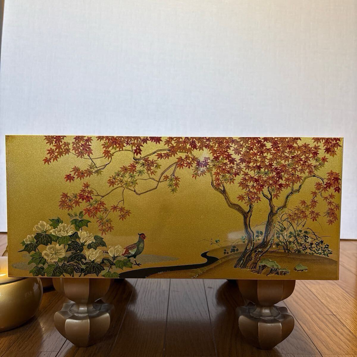 Yahoo!オークション - 日本画家 野畑直子作 金地漆絵四季花鳥図碁盤 （