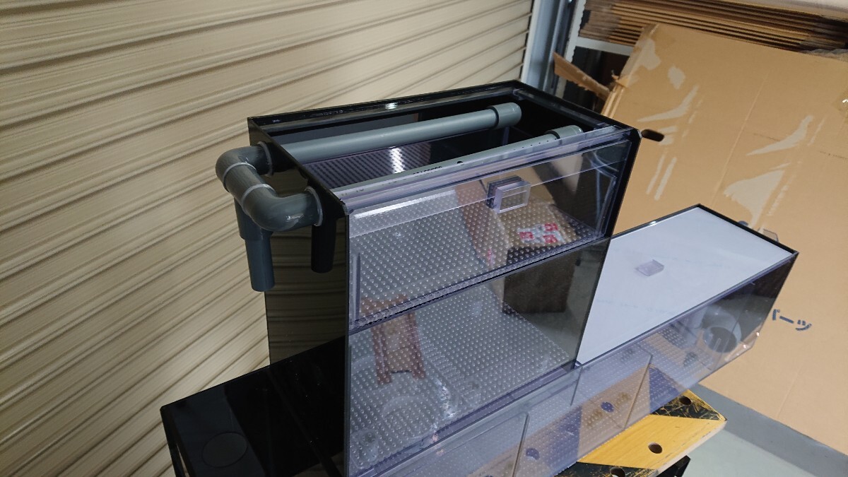 90cmアクリル水槽用 上部フィルター ウールボックス引き出し式 背景黒