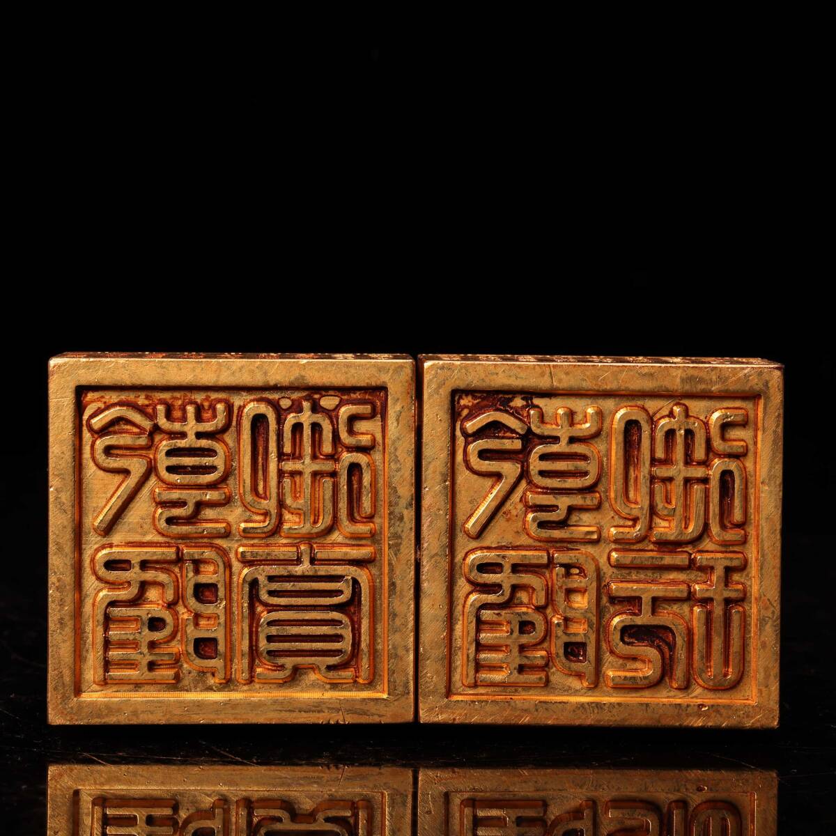 中国古美術・珍品旧藏・ 鎏金麒麟印章・高浮彫鏨刻・純銅製・木箱付