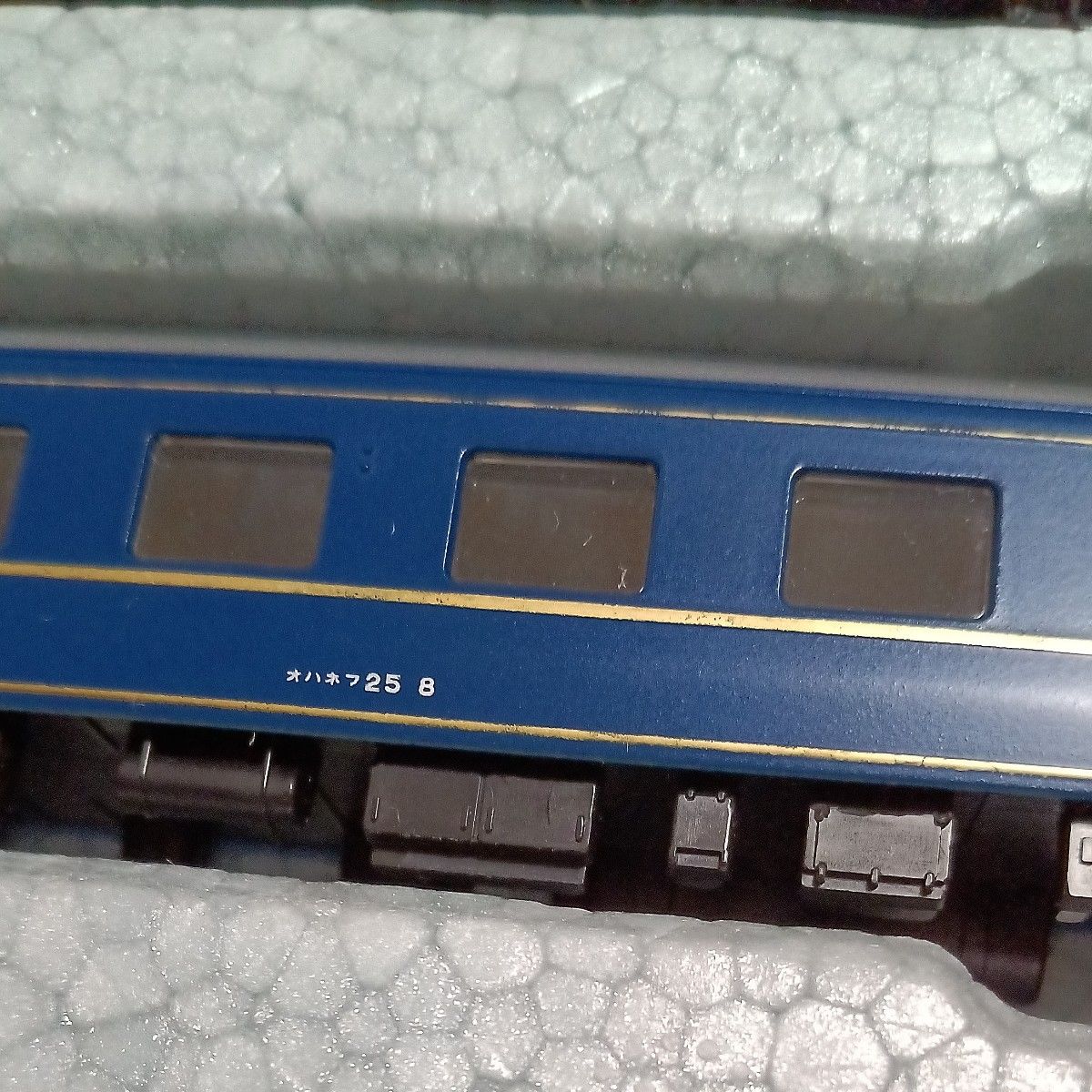 kato 北斗星 基本＋増結セット ロット違い 10-832_2-280x189.jpg