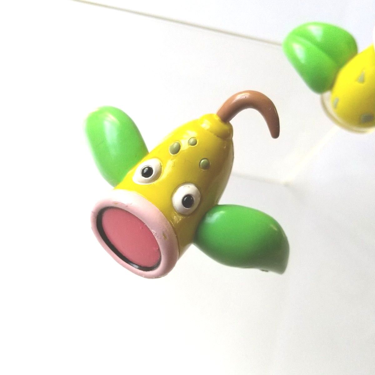 希少】TOMY モンコレ モンスターコレクション ウツドン ウツボット