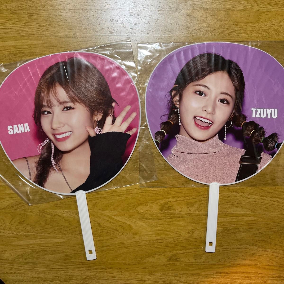 2枚セット】TWICE「One More Time」 サナ ツウィ うちわ｜Yahoo!フリマ