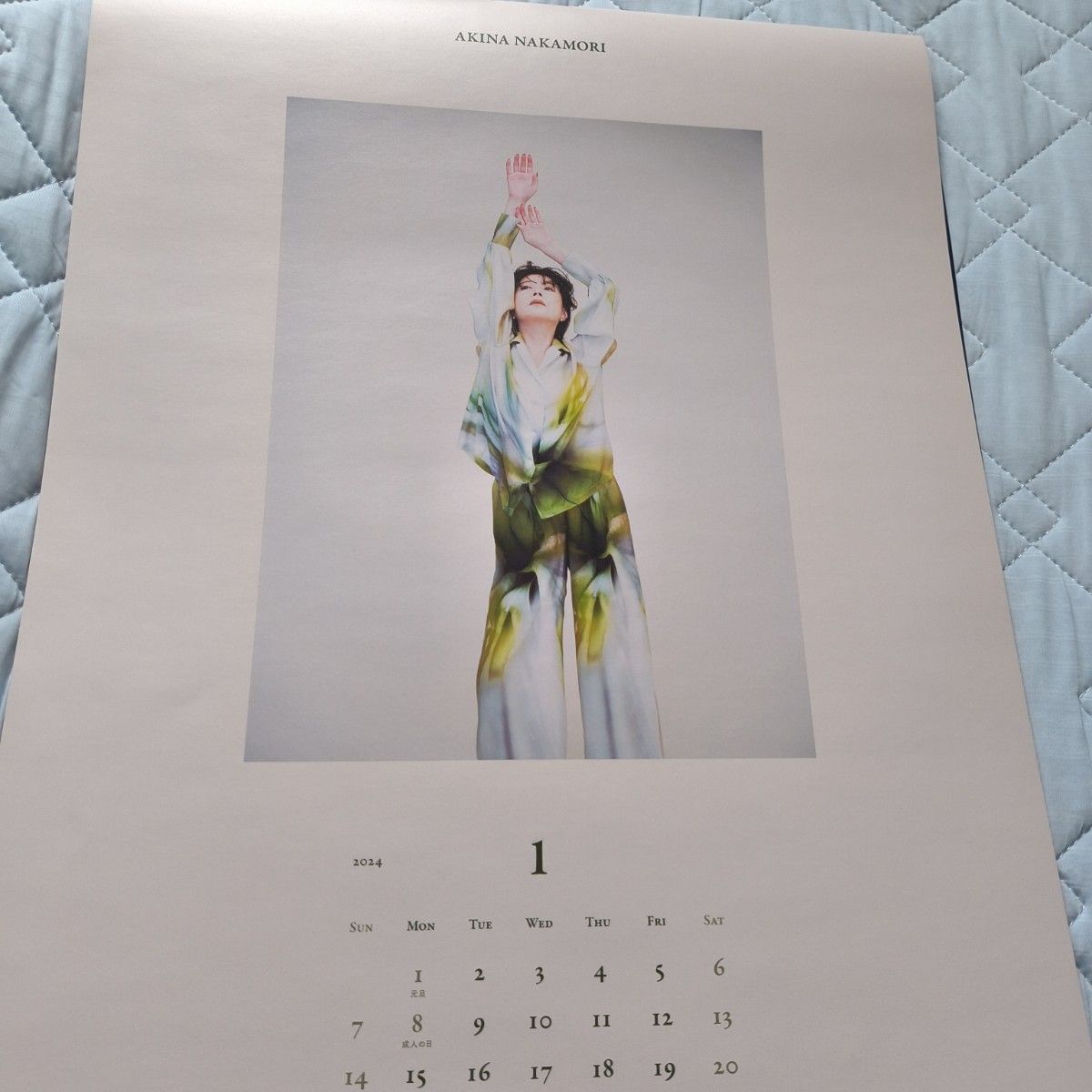 中森明菜 A2サイズ カレンダー ポスター 新品額装付き モノトーン 中森