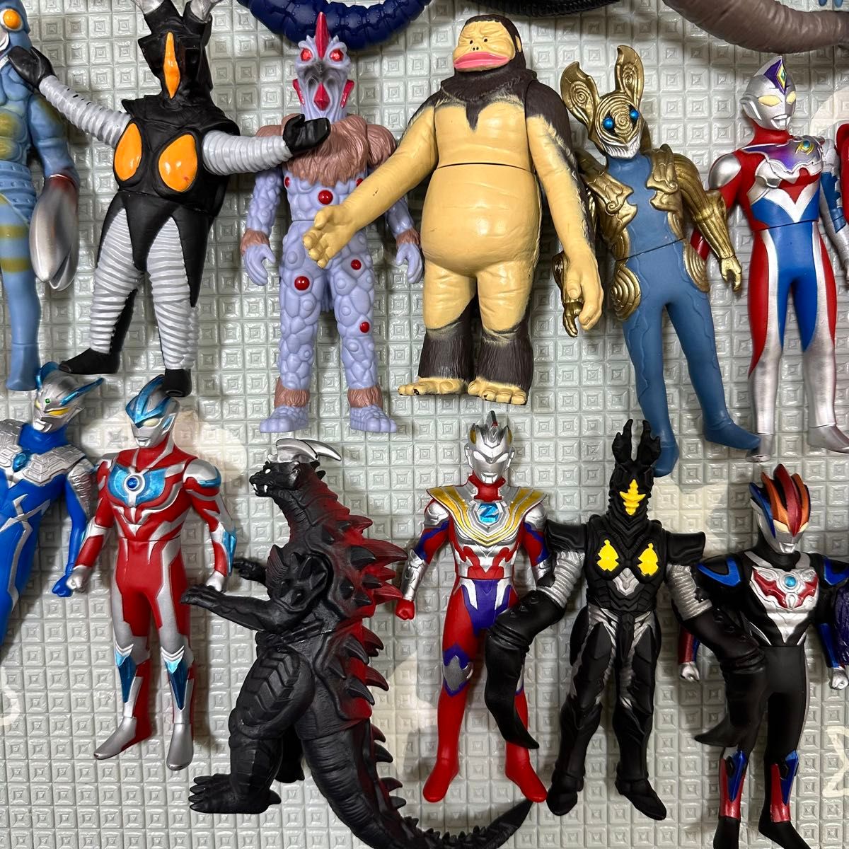 ソフビ フィギュア まとめ売り ウルトラマン 仮面ライダー ソフビ人形