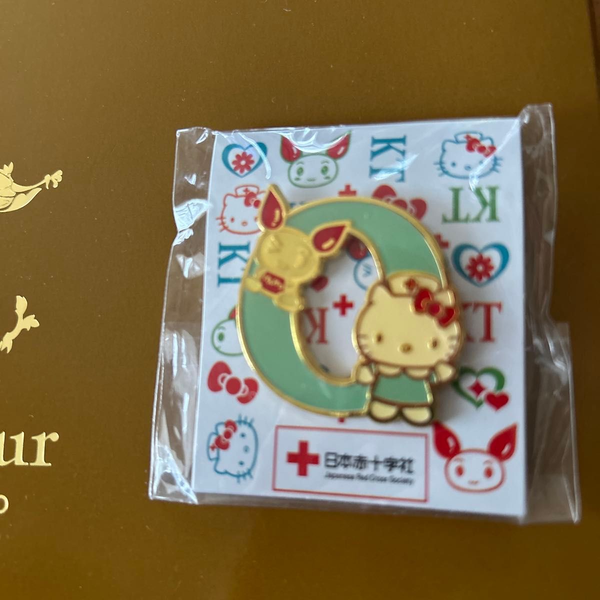 日本赤十字社×ハローキティ ピンバッジ 未使用｜Yahoo!フリマ（旧