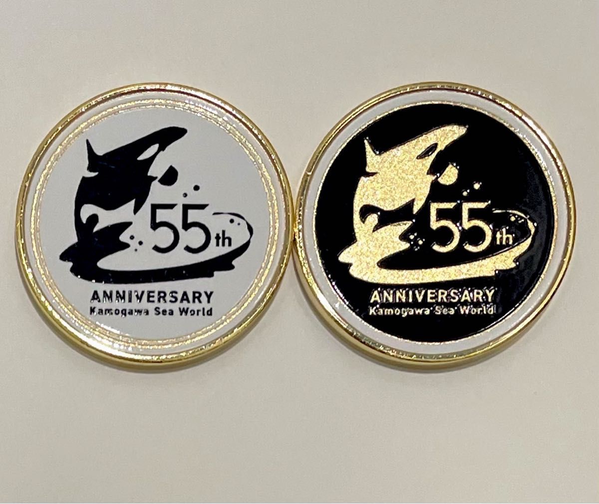 新品】鴨川シーワールド 開業55周年 限定 記念メダル 2種セット 茶平