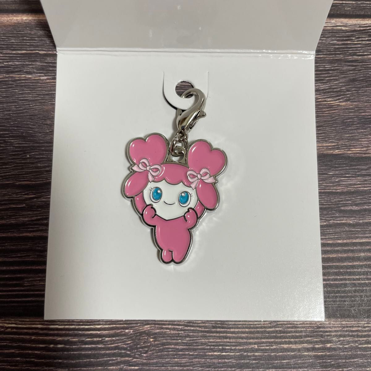 TWICE サンリオコラボ モモ モブリー マイメロ バックチャーム TWICE