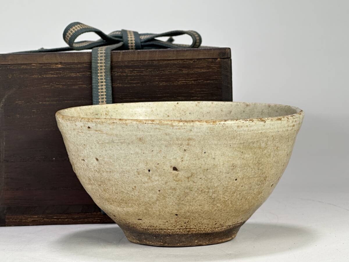 UJ19-27 茶道具 白磁 茶碗 時代物 古物 | CE） 入蘆花（ロカニイル