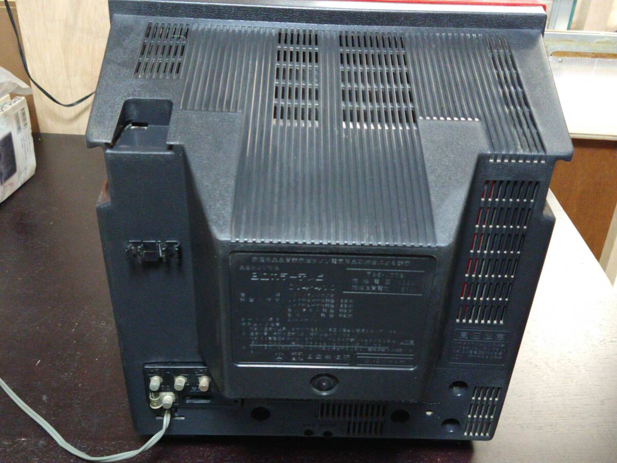 Yahoo!オークション - 昭和 レトロ ブラウン管テレビ C14-410 日立キド