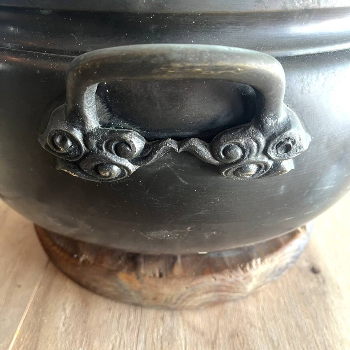 骨董火鉢、レトロ火鉢、鉄火鉢、鉄製火鉢、手あぶり火鉢