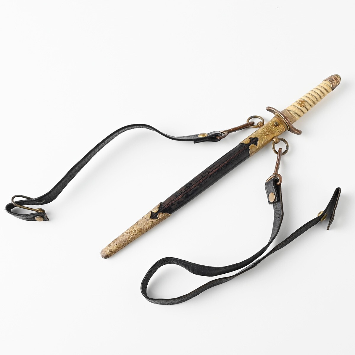 旧日本軍 海軍 短剣 士官用 剣帯 模造刀 レプリカ 短刀 桜紋 軍刀