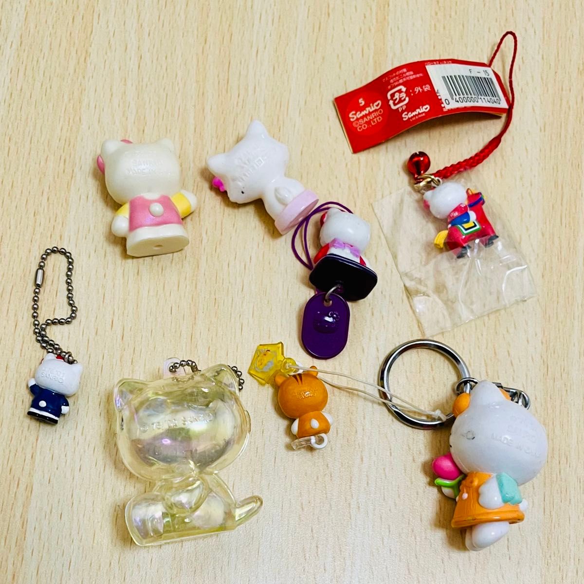 合馬公式アカウント1 激レア ハローキティ根付 まとめ売り 141個 合馬