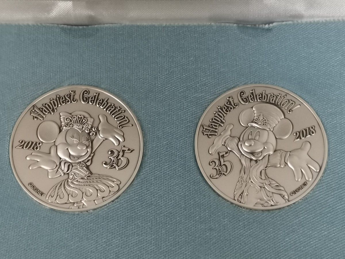 東京ディズニーリゾート 35周年記念純銀製メダル 2枚セット 東京