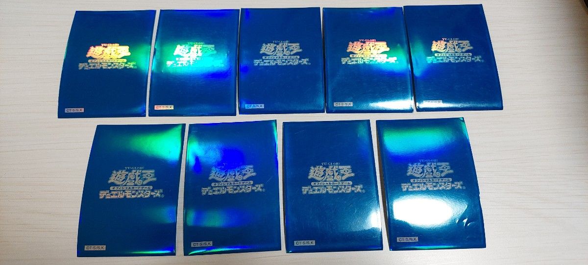 遊戯王 初期ロゴ 青スリーブ 未開封 遊戯王 初期ロゴ メタリックブルー
