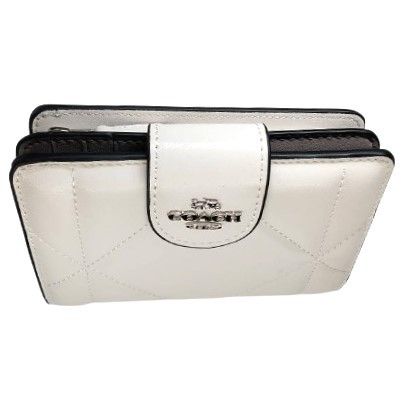 COACH 新品 ホワイト 斜めキルティング 二つ折り 財布 コーチ