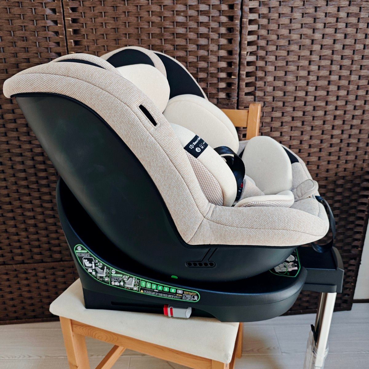 未使用】西松屋 ターンレジェネクストST ベージュ 新安全基準R129適合