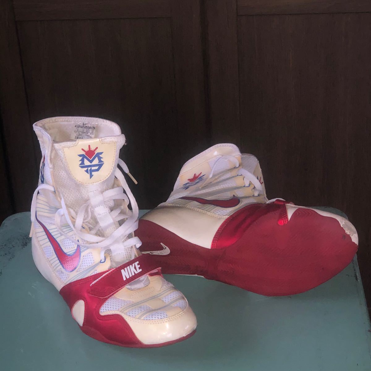 ナイキハイパーKOマニーパッキャオモデル