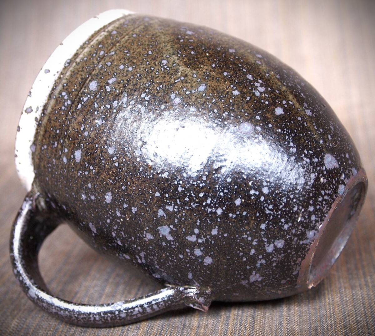 新作☆中里太亀【師＆父：中里隆】唐津粉引黒マグカップA