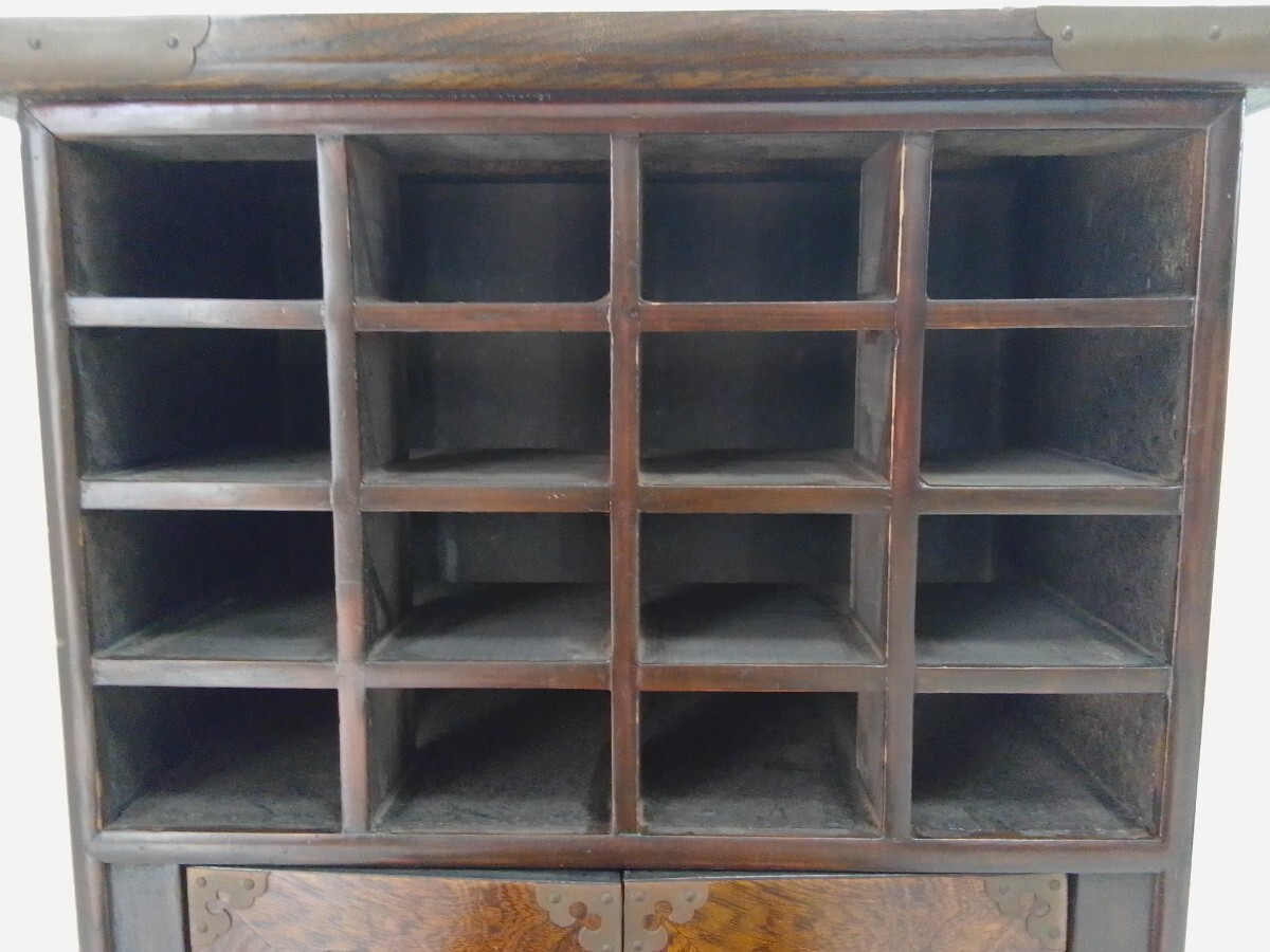 薬箪笥 ヤクジャン 李朝家具 アンティーク 木製 小物入れ 引出し 16杯