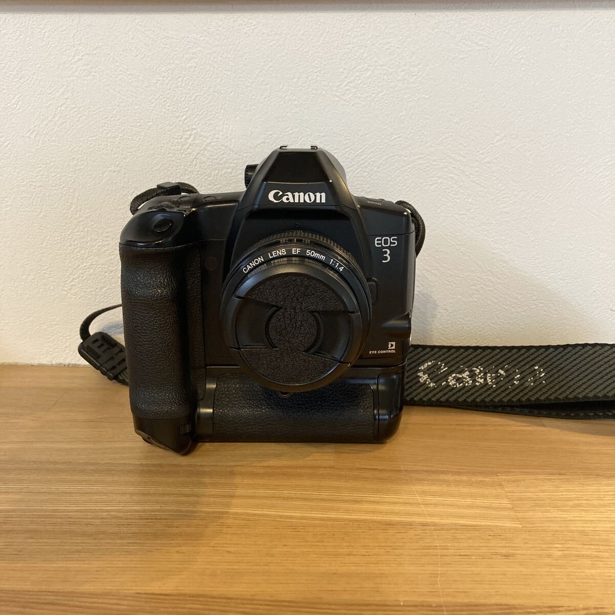 動作未確認Canon EOS3 キャノン フィルムカメラ 動作確認済Canon Canon