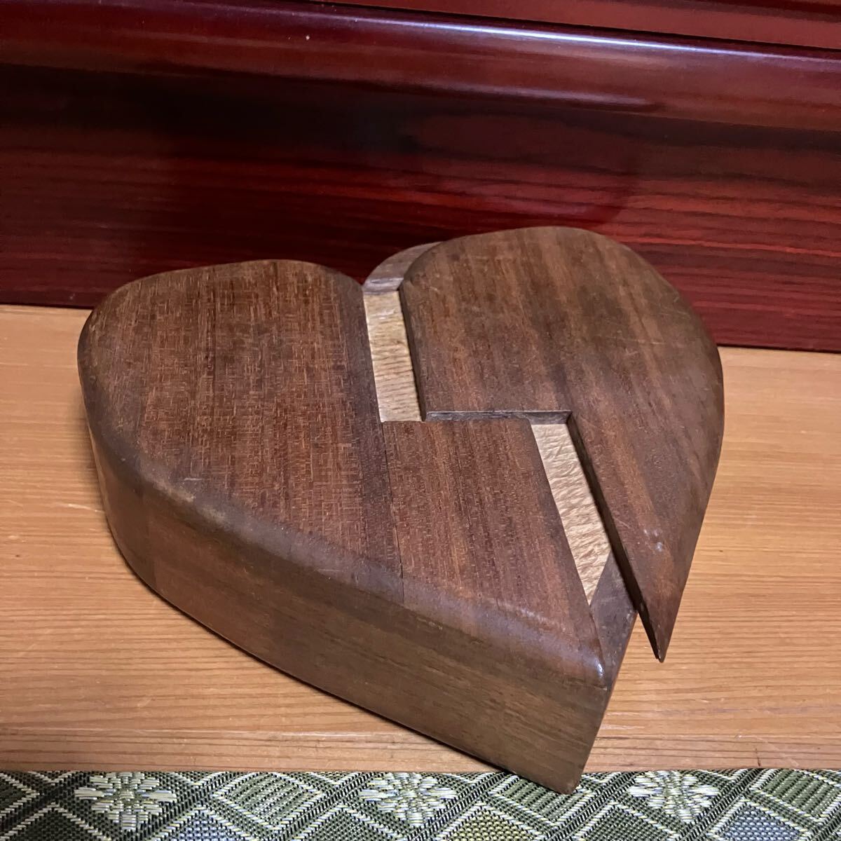 からくり箱 karakuri box 亀井明夫 ハート型 秘密箱 Japanese PUZZLE