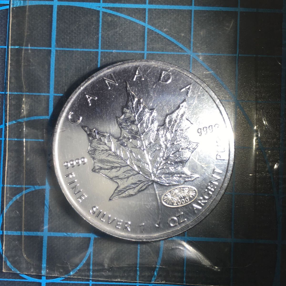 メイプルリーフ銀貨 5ドル 1oz 9999 純銀 2000年 ミレニアムバージョン