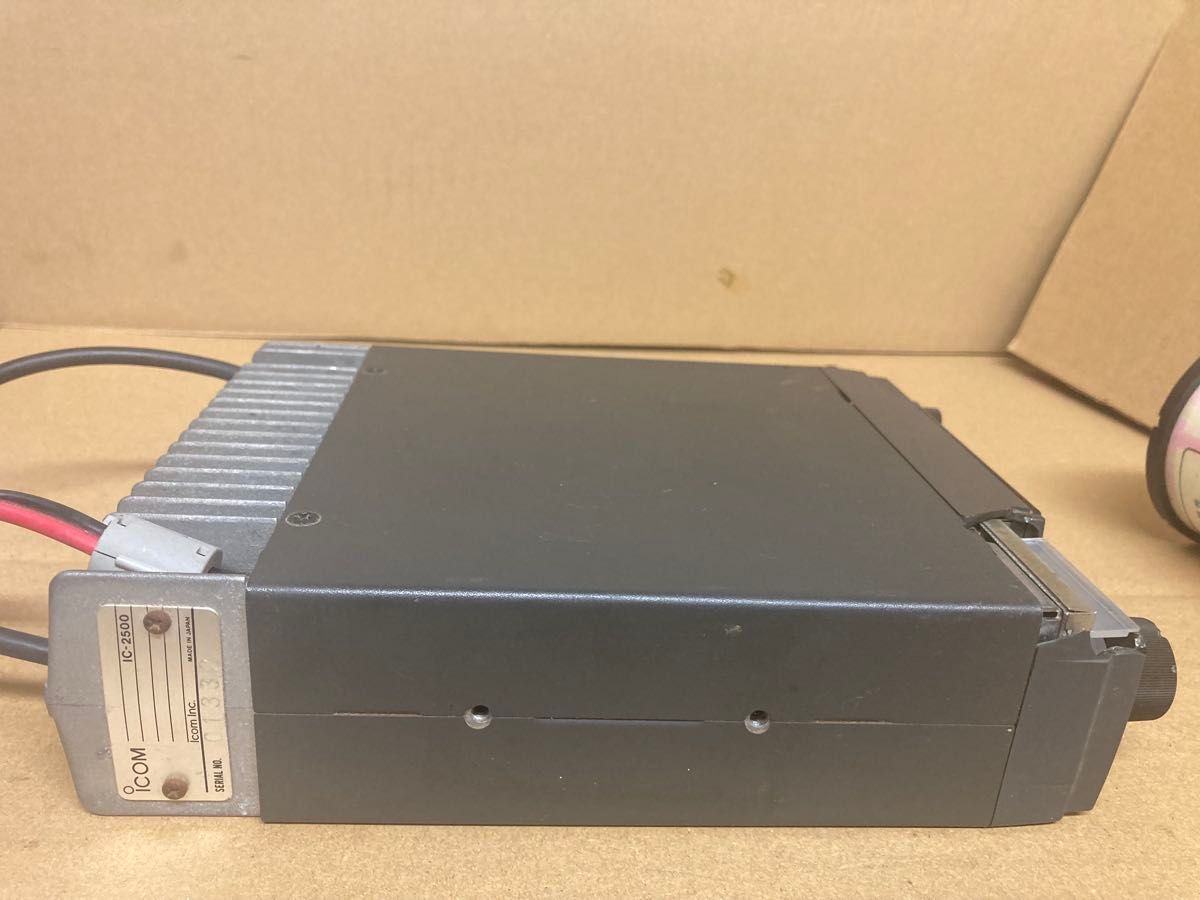 icom IC-2500 トランシーバー ジャンク外部破損箇所あり icom IC