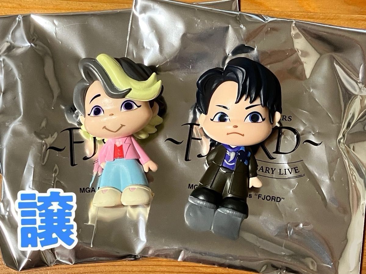 ミセス フィヨルド ガチャ フィギュア 缶バッジ キーホルダー