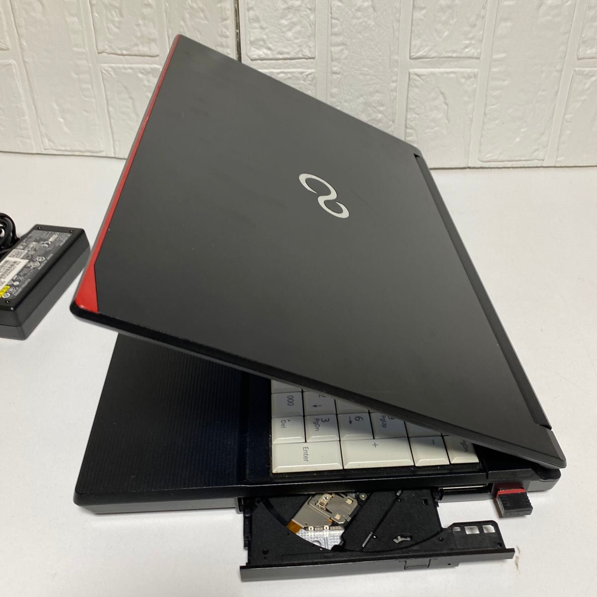 期間限定 新品SSD スピード発送 即使用可ノートPC DELL (E0749) 期間