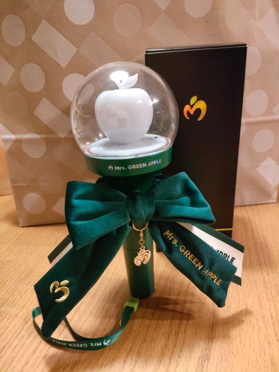 ミセス 公式ペンライト スティック ライブ りんご棒 &リボンセットMrs