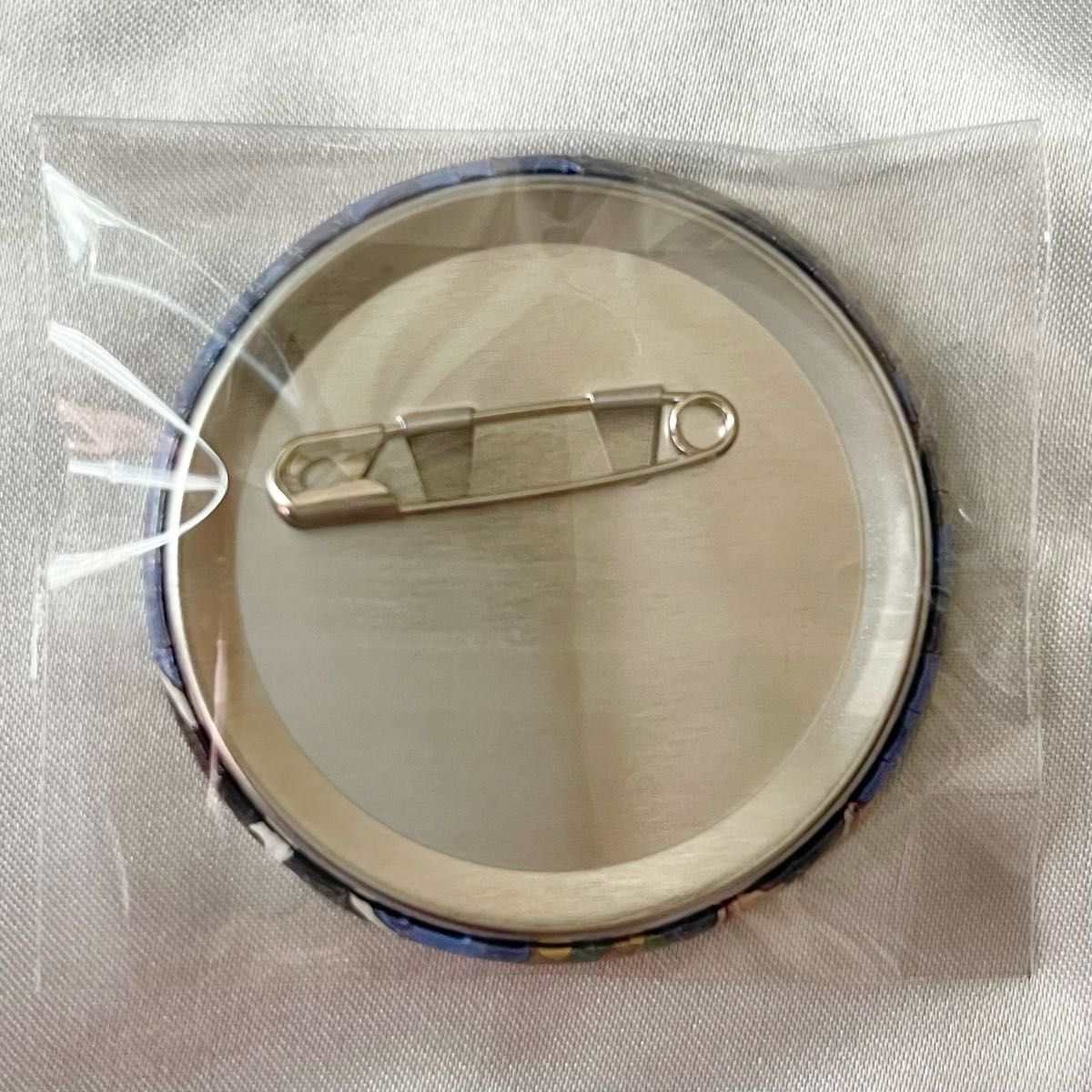 鬼滅の刃 時透無一郎 ハートアップ限定 缶バッジ 新品】時透無一郎