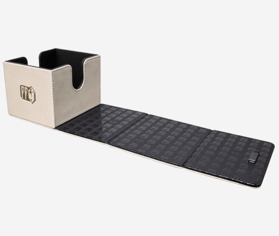 mtg ウルトラプロ FF クラウド デッキケース MTG ウルトラプロ FF