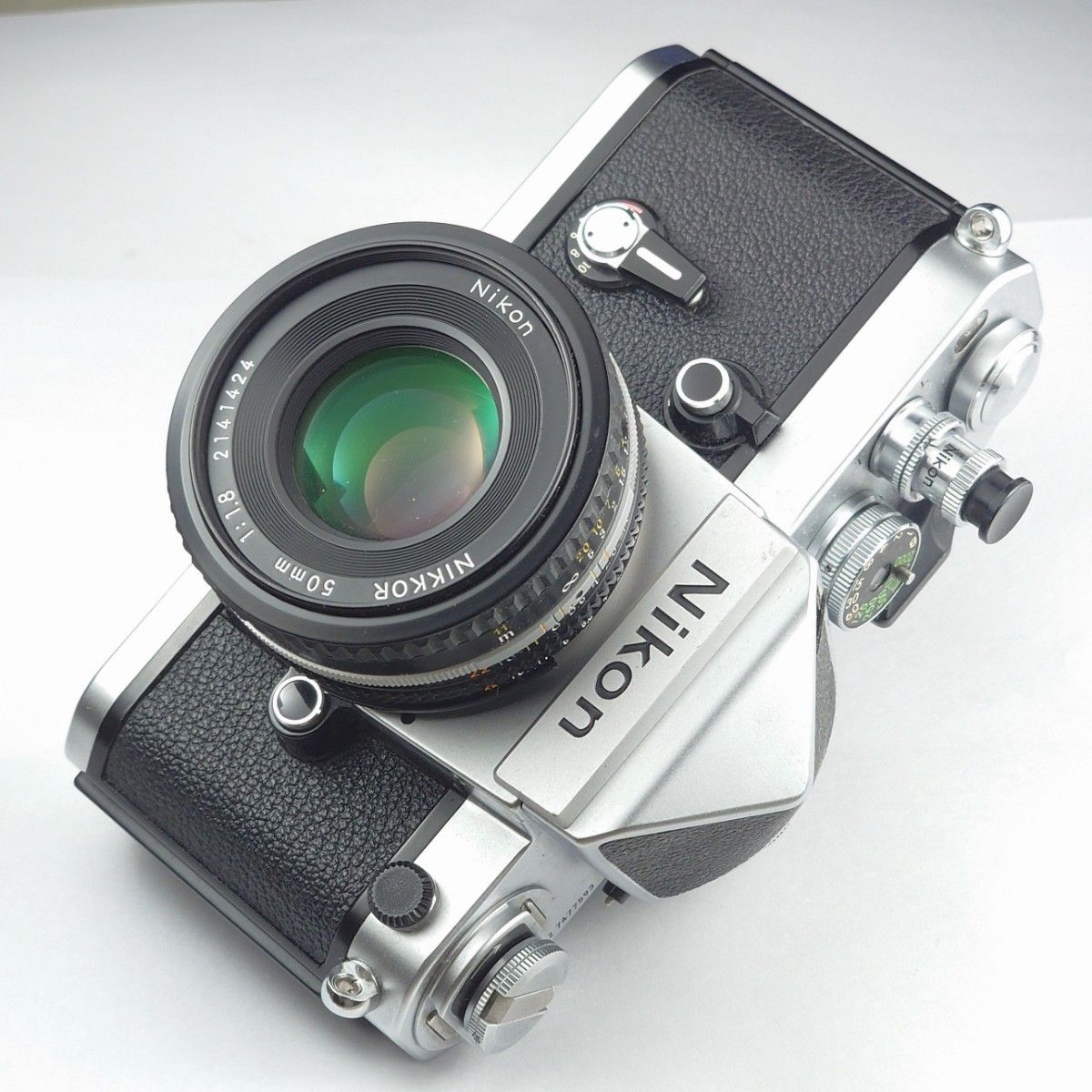 美品ニコン F2 アイレベル レンズセット フィルムカメラ 一眼レフ 1974