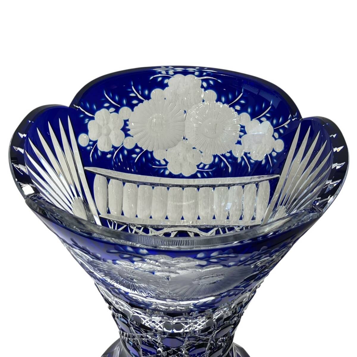 LAUSITZER GLASS 花瓶 ドイツLAUSITZER ラウジッツァー ハンドカット赤