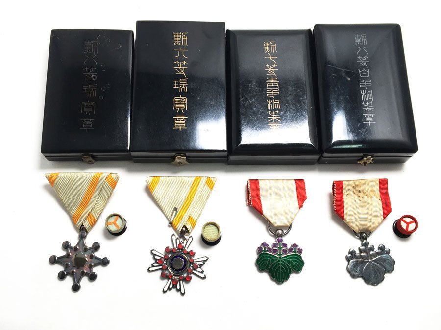 勲章 大禮記念章 勲八 勲七 勲六等瑞宝章 大東亜戦争