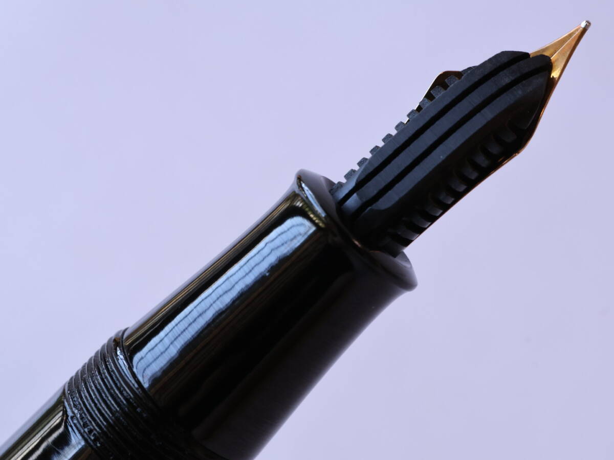 希少】 極小サイズ インキ止め式 WARRANTED 万年筆 ペン先14KT 全長約