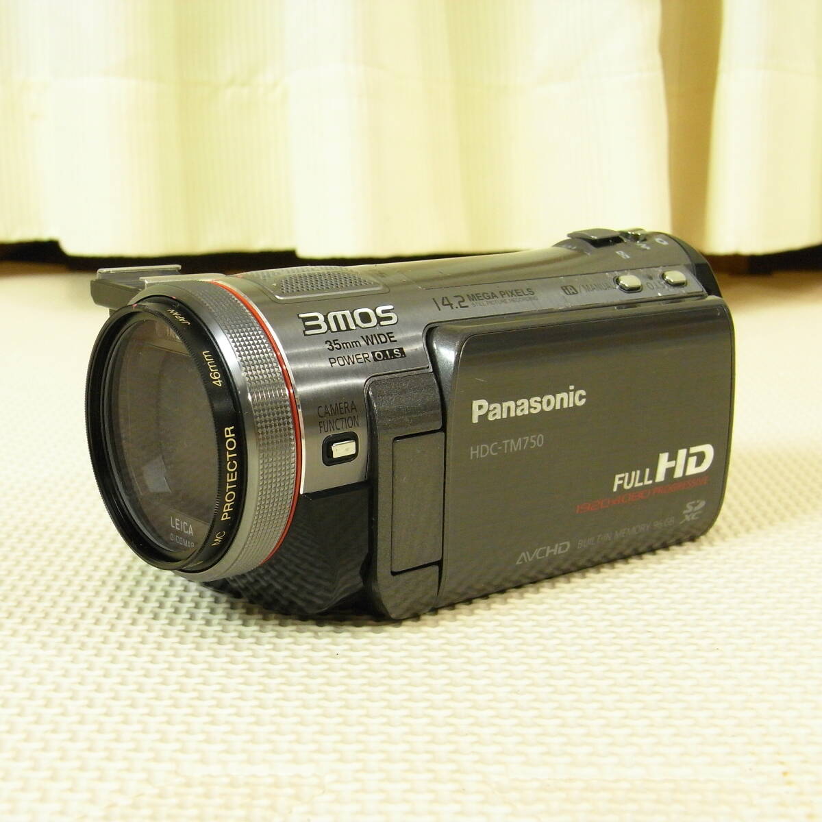 Panasonic HDC-TM750☆デジタルハイビジョンビデオカメラ 3D対応3mos