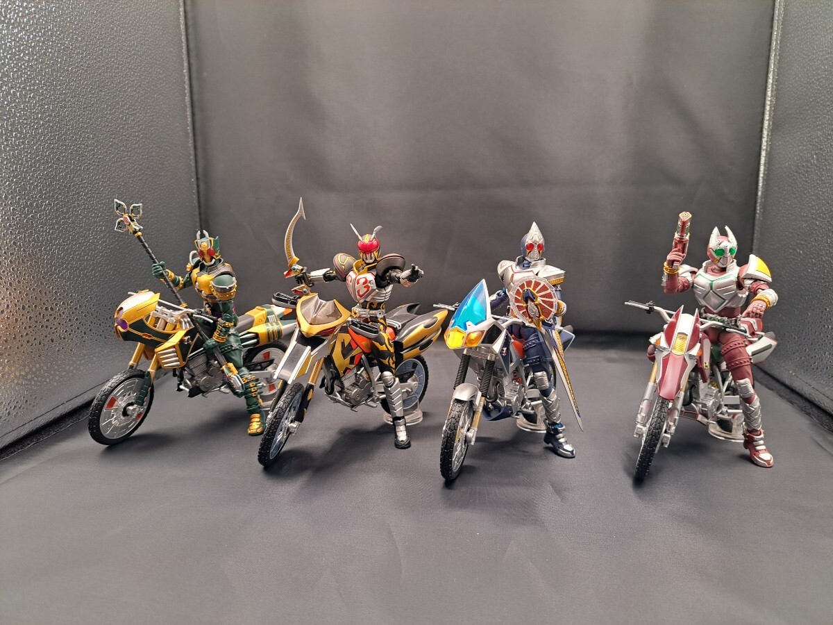 仮面ライダー剣 ブレイド ＆ ブルースペイダー 未開封 未開封 バンダイ