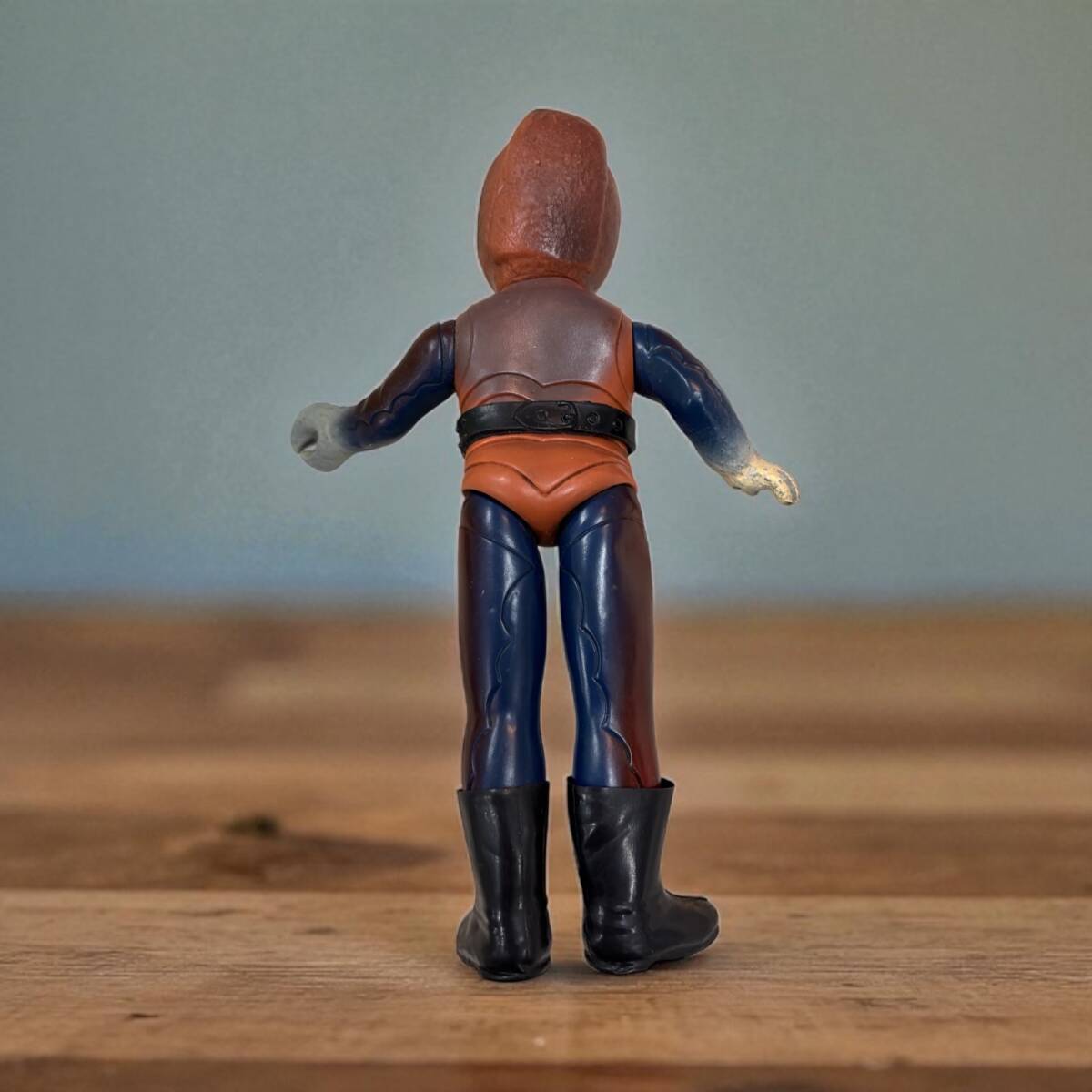 送料無料，低価 仮面ライダー 怪人 サソリ男 ソフビ人形 約26.5㎝