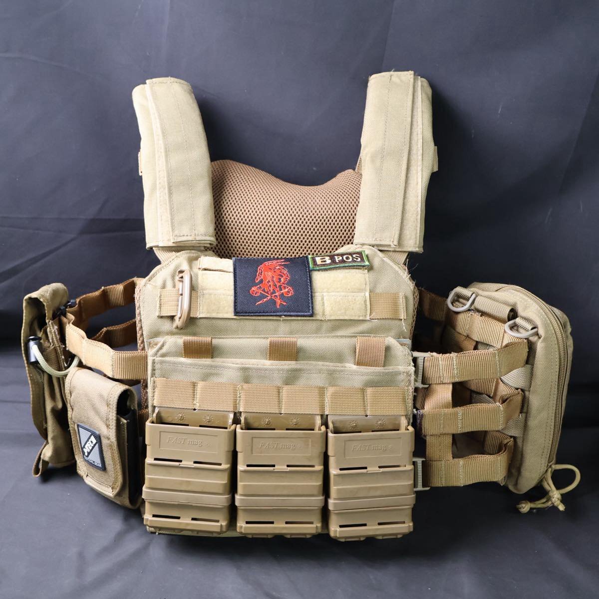 沖縄オードナンス プレートキャリア コヨーテMサイズ 海兵隊実物 最新