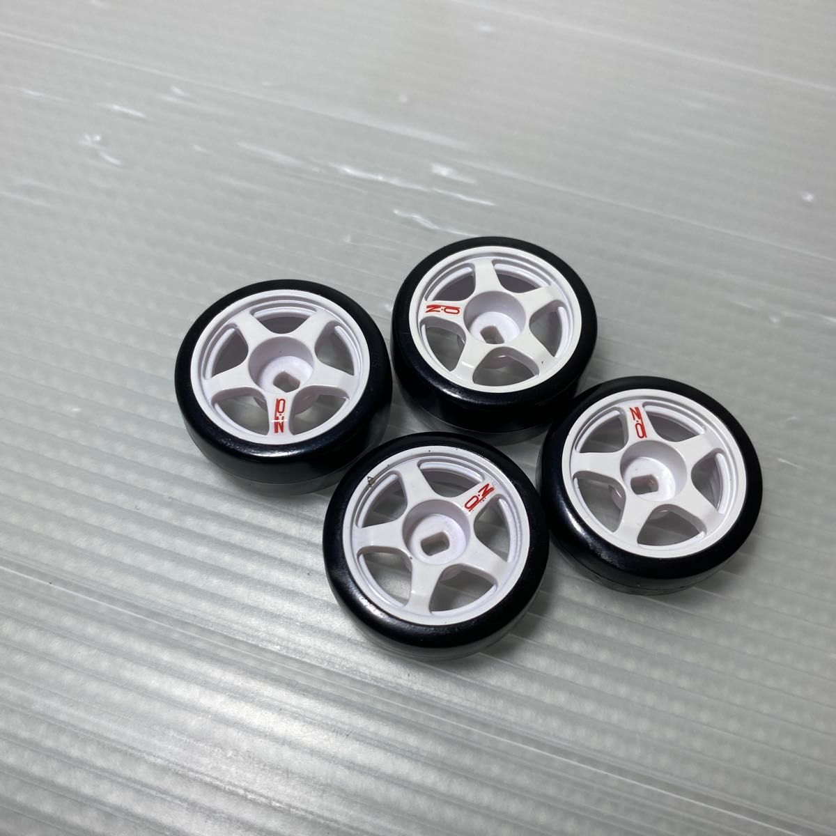 京商 ミニッツ オートスケール トヨタ アルファード シルバー 定番