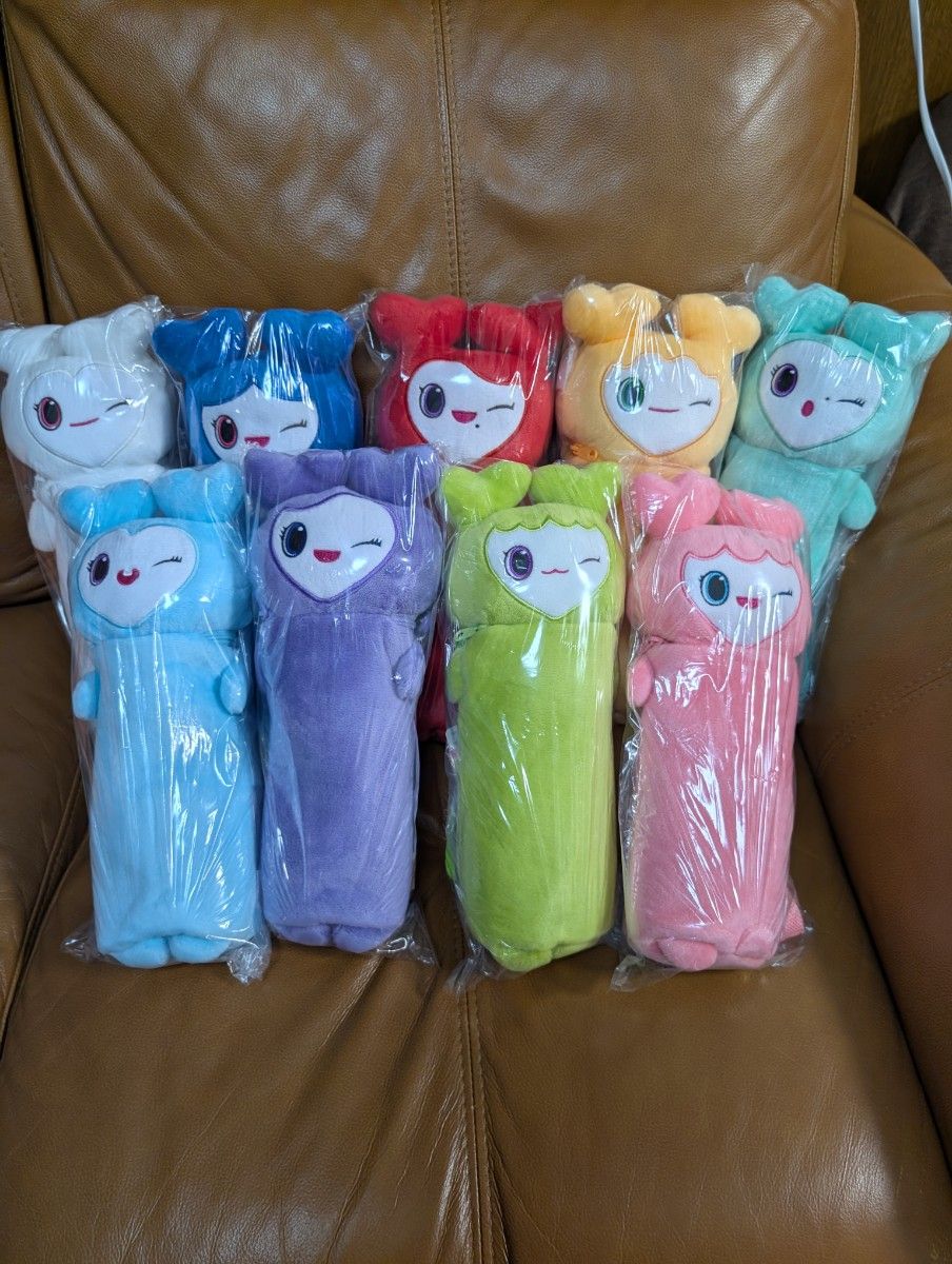 GiGO限定 TWICE LOVELYS のびふにゃポーチ ぬいぐるみ ツウィ