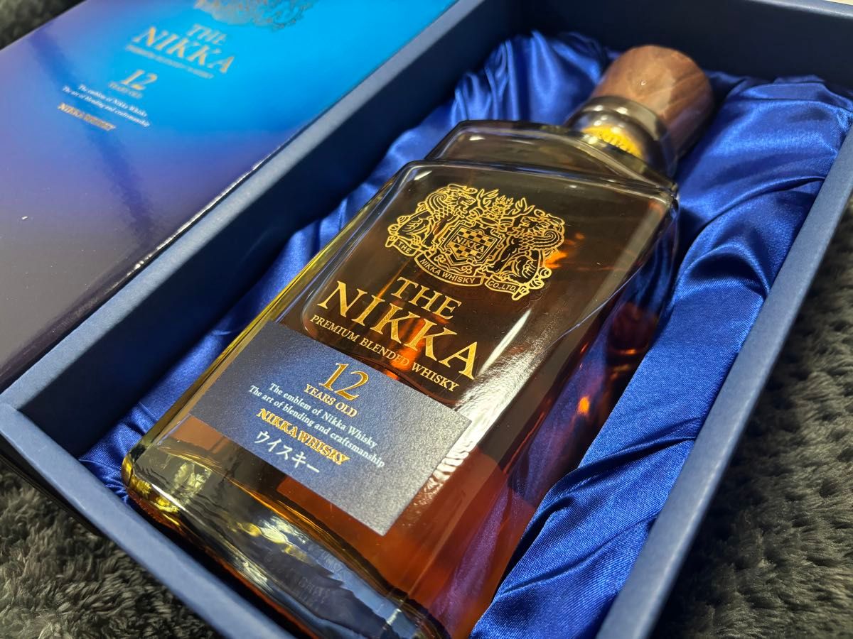 □THE NIKKA ザ・ニッカ 12年 700mL ウイスキー 未開栓 未開封品 現状品