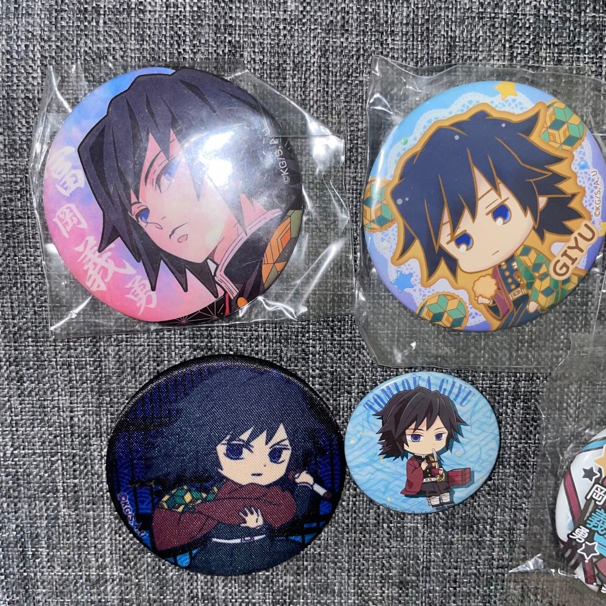 鬼滅の刃 缶バッジ 富岡義勇 カード 特典 11点セット 鬼滅の