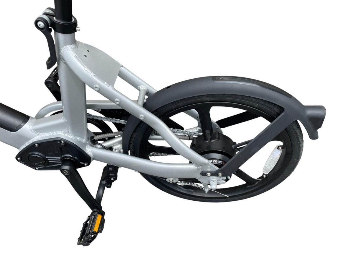 EVEREST XING CITY + ピークシルバー チャイルドシート 電動アシスト