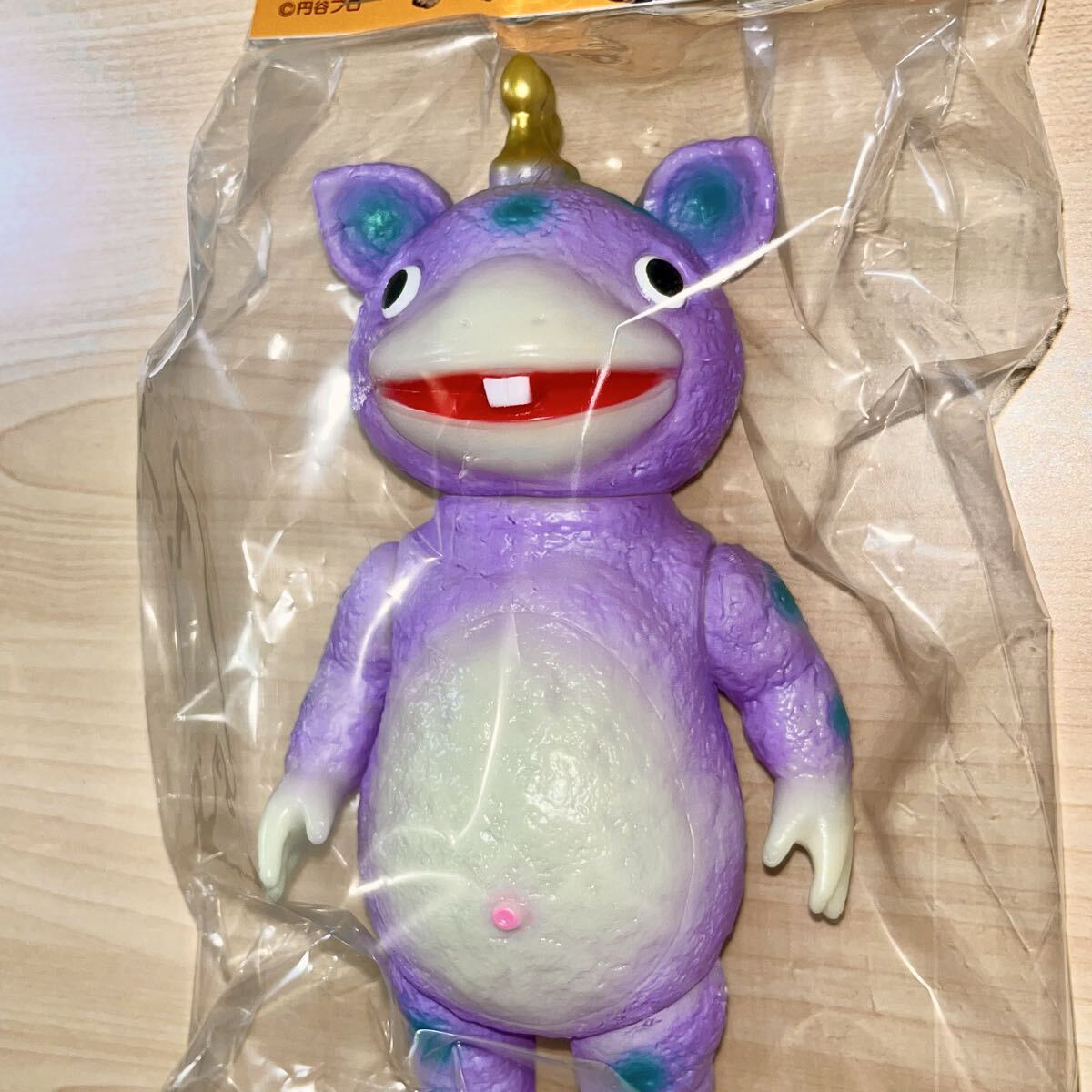 ブルマァク 快獣 ブースカ 蓄光 パープル GID ウルトラマン ultraman