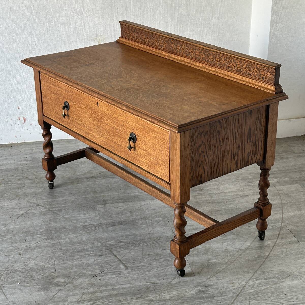 希少 ドレクセル マントルピース 暖炉 サイドボード 美品 輸入家具